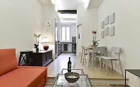 Campo de' Fiori Brand New Apartment